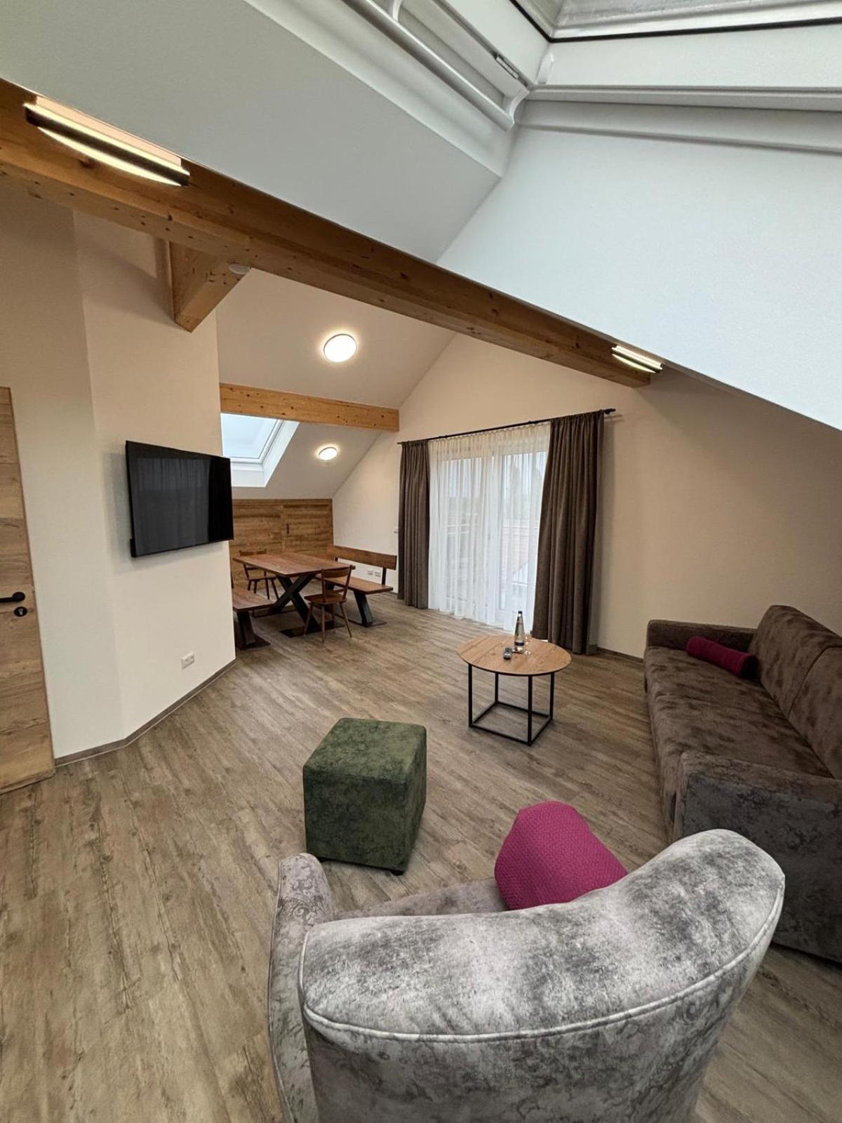 Landgasthaus Zur Linde Pleiskirchen Экстерьер фото